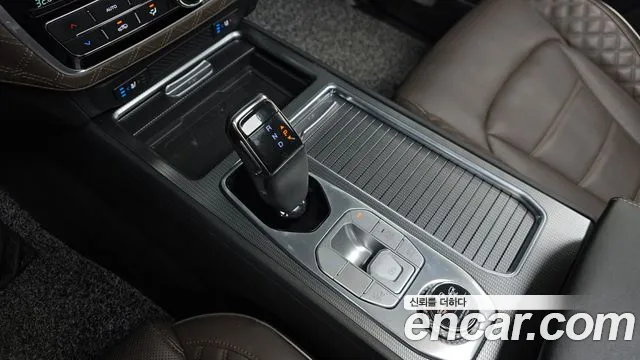 SsangYong Rexton 2023 thumb 9