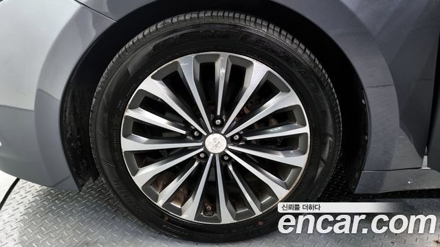 Hyundai Grandeur 2013 thumb 6