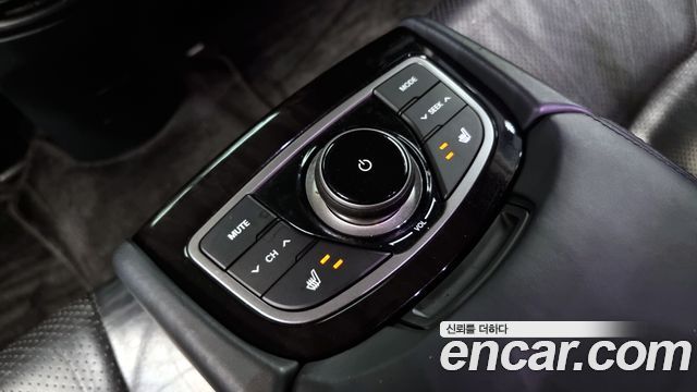 Hyundai Grandeur 2013 thumb 12