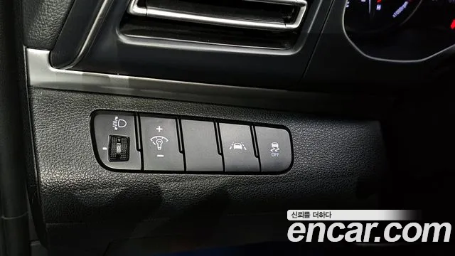 Hyundai Avante 2019 thumb 4