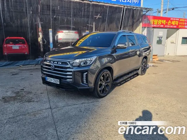 SsangYong Rexton 2022 thumb 2