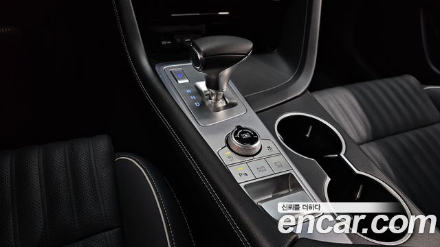 Genesis G70 2019 thumb 9