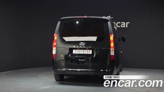 Hyundai Staria 2022 thumb 4