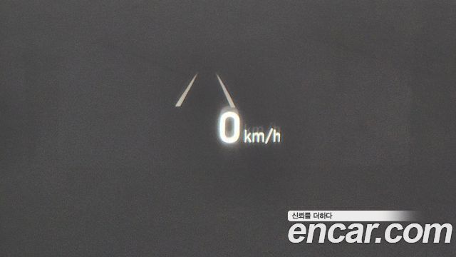Genesis G90 2017 thumb 11
