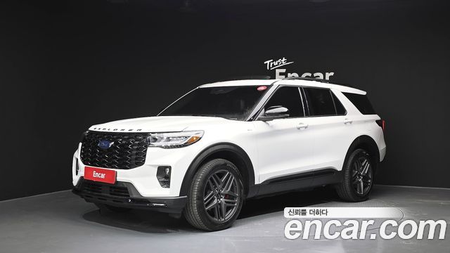 Ford Explorer 2024 thumb 2