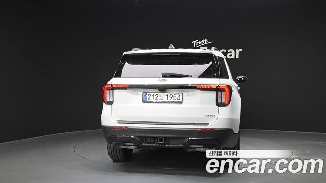 Ford Explorer 2024 thumb 5