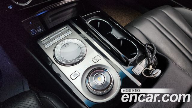 Genesis G80 2020 thumb 10