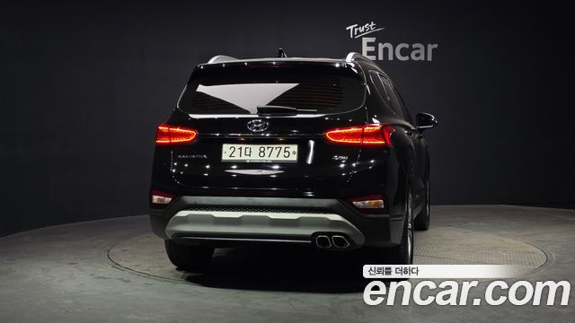 Hyundai Santa Fe 2018 thumb 5
