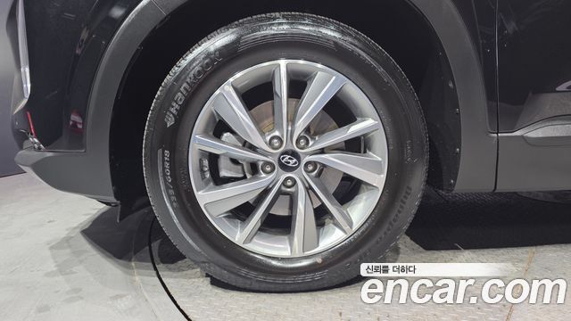 Hyundai Santa Fe 2018 thumb 6