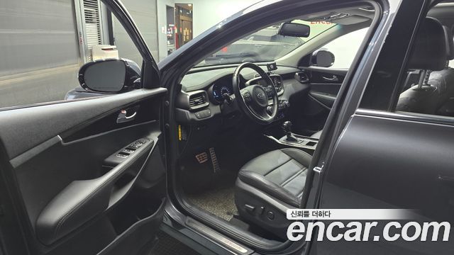 Kia Sorento 2017 thumb 10