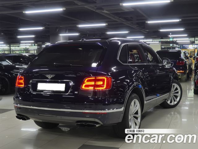 Bentley Bentayga 2020 thumb 4