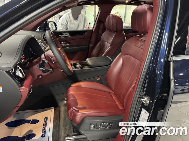 Bentley Bentayga 2020 thumb 9