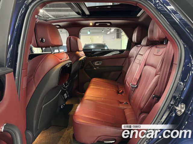 Bentley Bentayga 2020 thumb 11