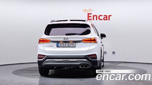Hyundai Santa Fe 2019 thumb 5
