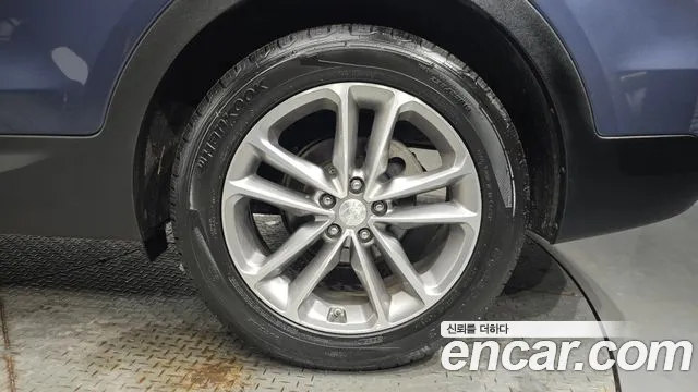 Hyundai Santa Fe 2016 thumb 5