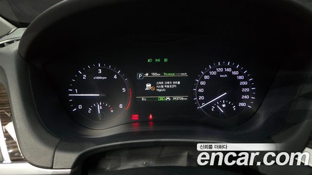 Genesis G80 2018 thumb 9
