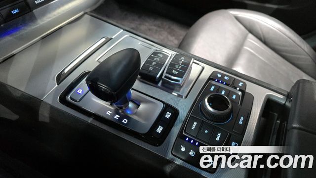 Genesis G80 2018 thumb 10
