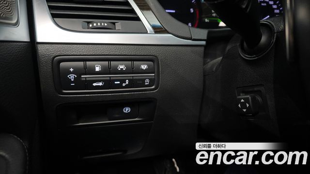 Genesis G80 2018 thumb 12