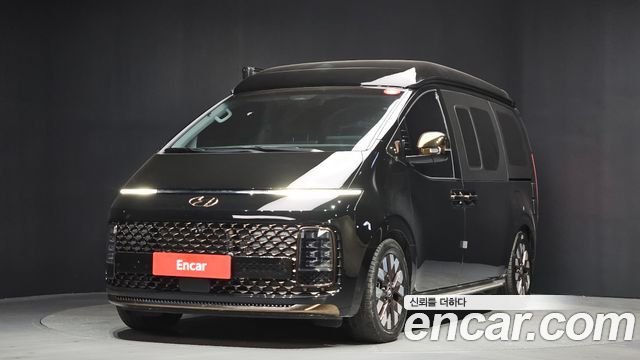 Hyundai Staria 2023 thumb 2
