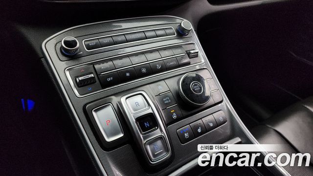 Hyundai Santa Fe 2021 thumb 10