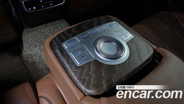 Genesis G80 2022 thumb 12