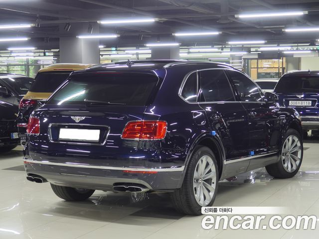 Bentley Bentayga 2020 thumb 4