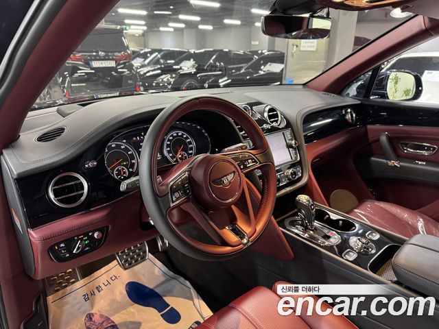 Bentley Bentayga 2020 thumb 5