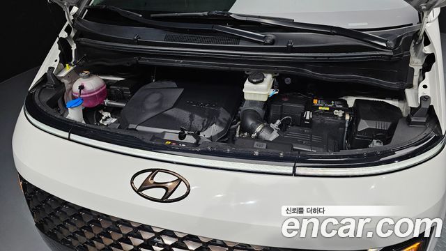 Hyundai Staria 2022 thumb 6