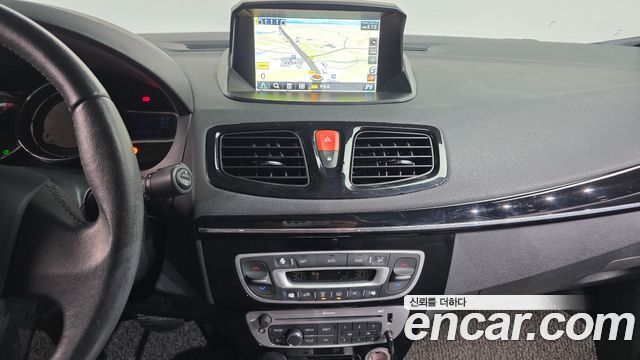 Renault Korea SM3 2015 thumb 11