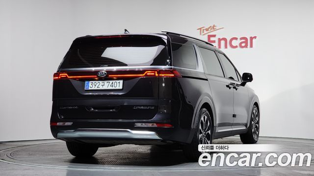 Kia Carnival 2021 thumb 3