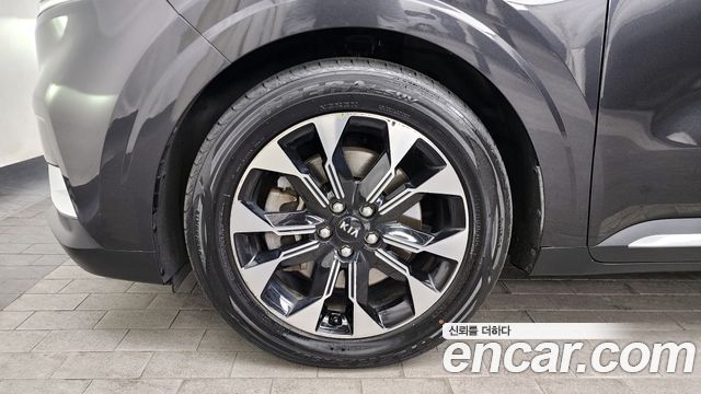 Kia Carnival 2021 thumb 6