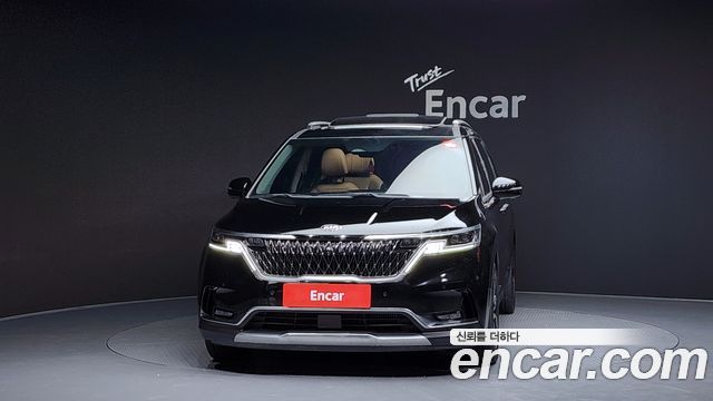 Kia Carnival 2021 thumb 4