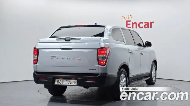SsangYong Rexton 2020 thumb 3