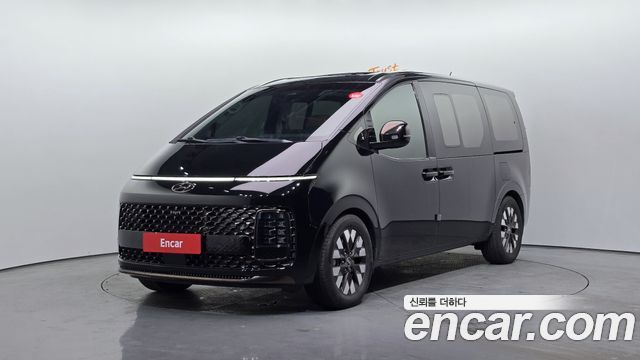 Hyundai Staria 2021 thumb 2