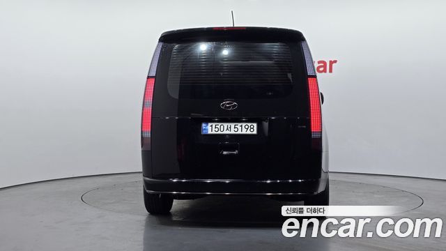 Hyundai Staria 2021 thumb 5