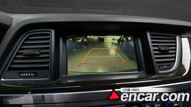 Genesis G80 2018 thumb 11