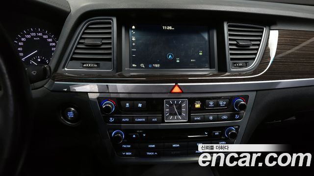 Genesis G80 2018 thumb 12