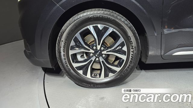 Kia Carnival 2023 thumb 6
