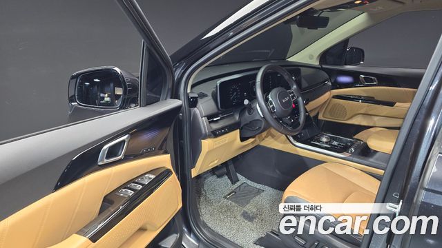 Kia Carnival 2023 thumb 10
