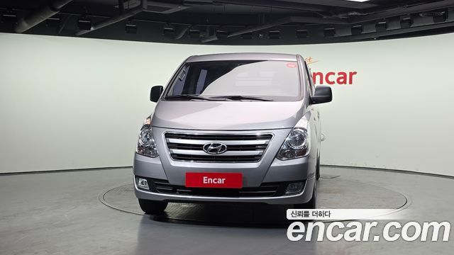 Hyundai Starex 2017 thumb 4