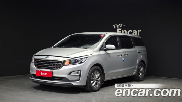 Kia Carnival 2019 thumb 2