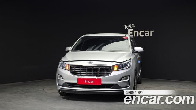 Kia Carnival 2019 thumb 4