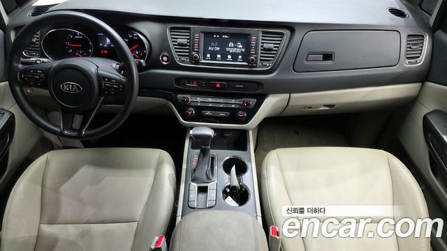 Kia Carnival 2019 thumb 8