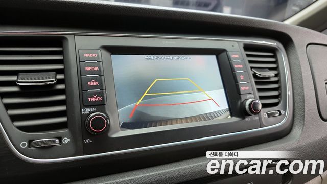 Kia Carnival 2019 thumb 12