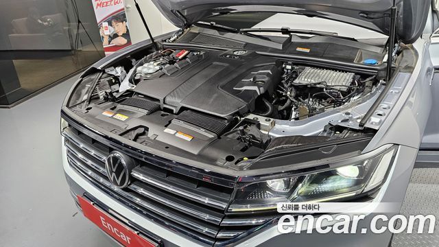Volkswagen Touareg 2020 thumb 6
