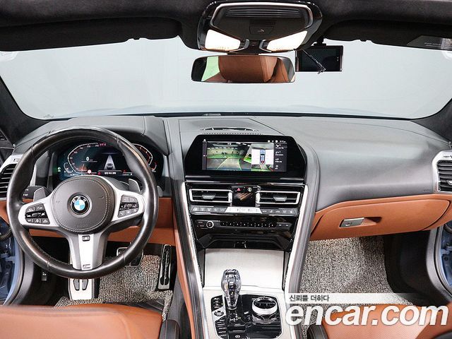 BMW 8 серии 2021 thumb 8