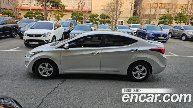 Hyundai Avante 2015 thumb 9