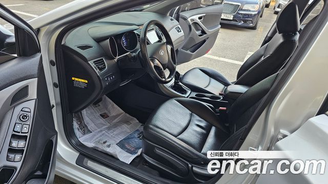 Hyundai Avante 2015 thumb 11