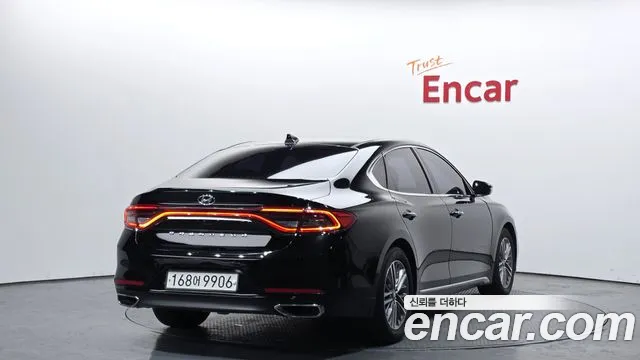 Hyundai Grandeur 2017 thumb 3