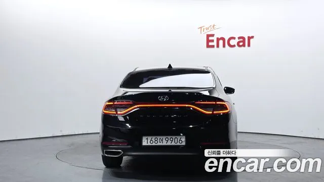 Hyundai Grandeur 2017 thumb 4